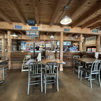 Apple Valley Cafe - Cafes Near Me - Townsend, Tennessee