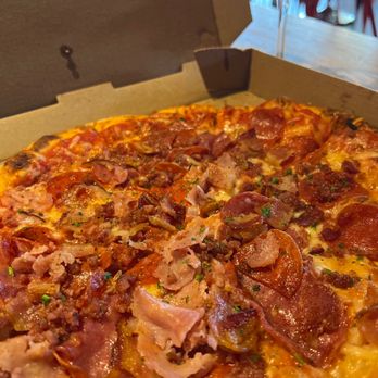 Sauce Pizza & Wine - The Pig Pizza - Italian Near Me - Tucson, Arizona