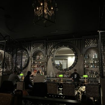 Wolf by Vanderpump at Caesars Republic Lake Tahoe - American Near Me - Stateline, Nevada