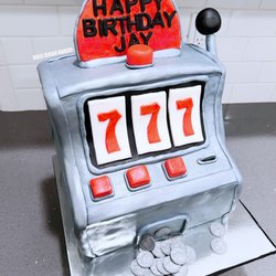Bold Sugar Bakery - Lottery machine money pull cake