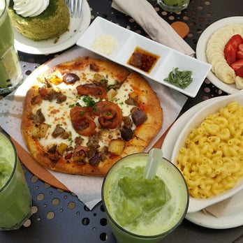 Urth Caffe - Organic green tea boba (blended), sunrise pizza, mac n cheese, & fruit - Coffee & Tea Near Me - Laguna Beach, California Urth Caffe - Organic green tea boba (blended), sunrise pizza, mac n cheese, & fruit - Coffee & Tea Near Me - Laguna Beach, California