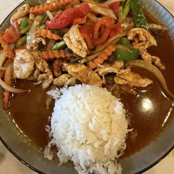 Phirom - Thai Near Me - Plainsboro, New Jersey