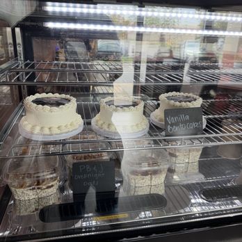 Ginger Sweets Pastry Cafe - Refrigerated baked goods - Bakeries Near Me - Chesapeake, Virginia Ginger Sweets Pastry Cafe - Refrigerated baked goods - Bakeries Near Me - Chesapeake, Virginia