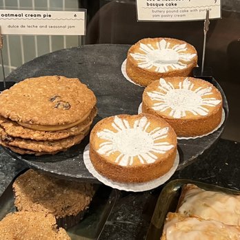 Kasama - Best pastries - Filipino Near Me - Chicago, Illinois