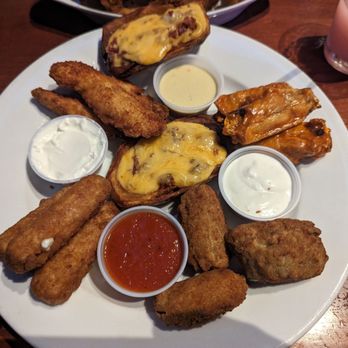 Salty Dog Bar and Restaurant - Sampler platter - Sports Bars Near Me - Brooklyn, New York Salty Dog Bar and Restaurant - Sampler platter - Sports Bars Near Me - Brooklyn, New York