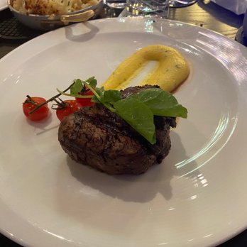 Gordon Ramsay Hell's Kitchen - Fillet Mignon - Steakhouses Near Me - Stateline, Nevada Gordon Ramsay Hell's Kitchen - Fillet Mignon - Steakhouses Near Me - Stateline, Nevada