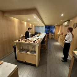 Honzen Japanese Eatery - Aesthetically pleasing food prep