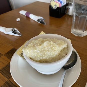 French Toast Pancake House - Grits - Pancakes Near Me - DeKalb, Illinois