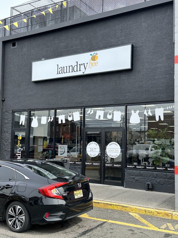 LAUNDRY BEE Updated June 2024 7417 Grand Ave, Queens, New York