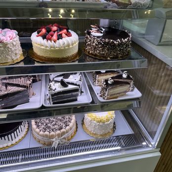 Dulce De Leche Bakery - Breakfast & Brunch Near Me - Miami, Florida