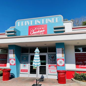 LEGOLAND - Kick'n Chicken Co (no cash is accepted), must order through app - Amusement Parks Near Me - Winter Haven, Florida
