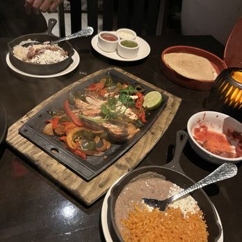 RED O - Sizzling Taco Platter - Mexican Near Me - San Diego, California RED O - Sizzling Taco Platter - Mexican Near Me - San Diego, California