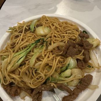 Mala Sichuan Bistro - Beef chow mein - Szechuan Near Me - Houston, Texas Mala Sichuan Bistro - Beef chow mein - Szechuan Near Me - Houston, Texas