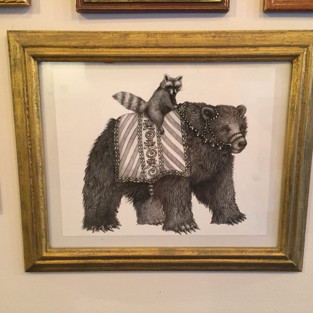 Bears and Raccoons - Salad Near Me - Paris, 75