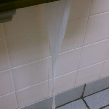 Circle K - Pee on floor.  Fine.  Pee in toilet paper dispenser. - Gas Stations Near Me - Wakefield, Massachusetts