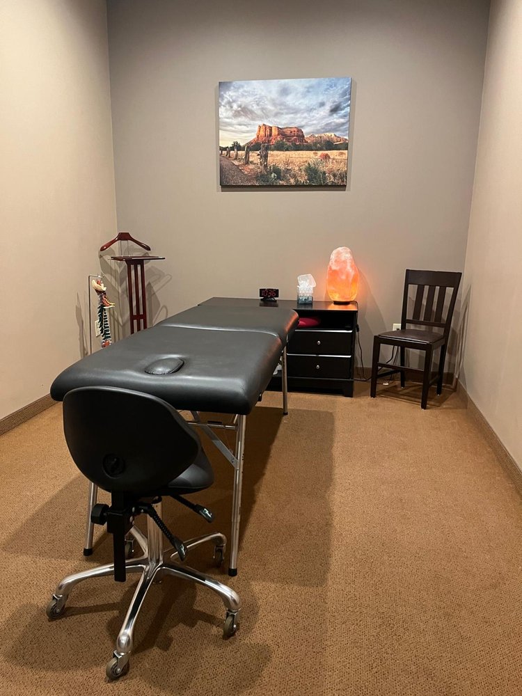 Complete Physical Therapy Logo