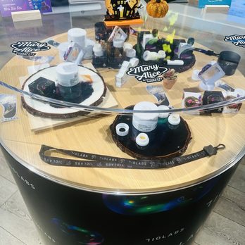Mary Alice Dispensary - Cannabis Dispensaries Near Me - Corona, California Mary Alice Dispensary - Cannabis Dispensaries Near Me - Corona, California