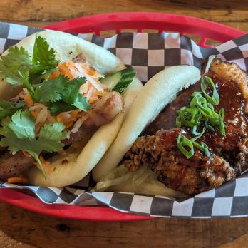 Bao Bar Mississauga - Crackle belly and Korean garlic chicken baos - Sandwiches Near Me - Mississauga, Ontario Bao Bar Mississauga - Crackle belly and Korean garlic chicken baos - Sandwiches Near Me - Mississauga, Ontario