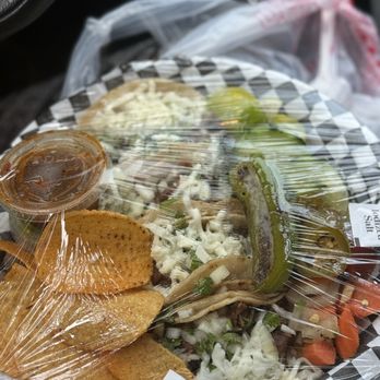 Tacos El Junior - I mean look at the packaging & the effort put into plating the food!!! - Food Trucks Near Me - Los Angeles, California Tacos El Junior - I mean look at the packaging & the effort put into plating the food!!! - Food Trucks Near Me - Los Angeles, California