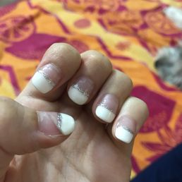 only a week the gel on my thumb already came off.