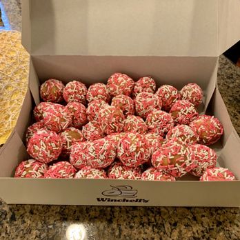 Winchell's Donuts - Donuts Near Me - La Habra, California