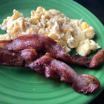 Maniac-Mikes Cafe - New American Near Me - Upland, California