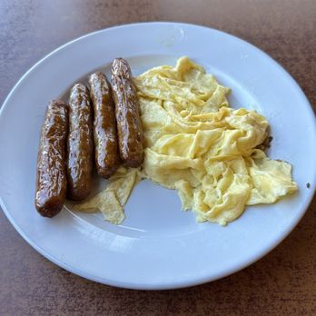 Amy's Grill & Cafe - Sausages & Scramble Eggs - Cafes Near Me - Hayward, California