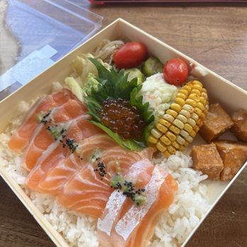 Komeya No Bento - Salmon sashimi bento box - Japanese Near Me - San Francisco, California