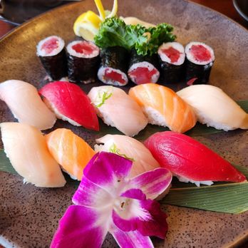 Sushi Miroku - Sushi regular platter (9 pieces with tuna roll) - Japanese Near Me - Tinley Park, Illinois Sushi Miroku - Sushi regular platter (9 pieces with tuna roll) - Japanese Near Me - Tinley Park, Illinois