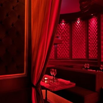 Puzzle - Peeking out from the curtains (which are actually a rich shade of green). - Wine Bars Near Me - West Hollywood, California Puzzle - Peeking out from the curtains (which are actually a rich shade of green). - Wine Bars Near Me - West Hollywood, California