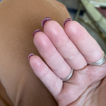 Gloss Nail Spa - Nail Salons Near Me - Pasadena, California