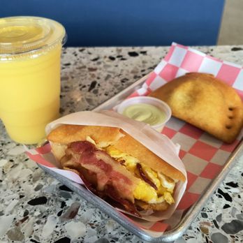 Milly's Empanada Factory - Venezuelan Near Me - Miami, Florida