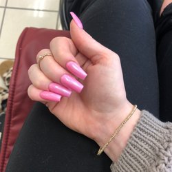 M Nails