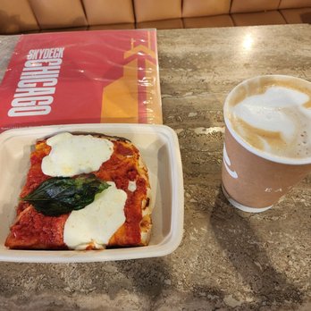 Eataly - Chicago - Margherita Pizza and caramel latte - Pizza Near Me - Chicago, Illinois