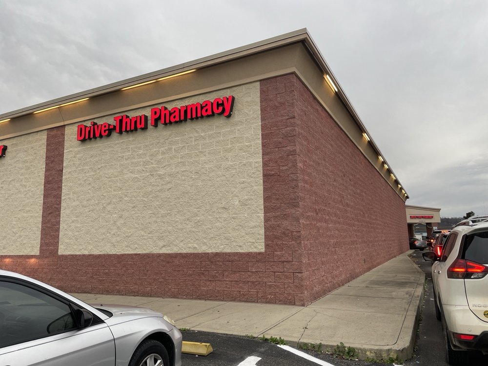 CVS PHARMACY - Updated December 2025 - 14 Photos - 1405 Oak St, Kenova ...