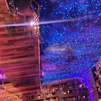Elixir Tea Bar - Ceiling with lights - Bubble Tea Near Me - Costa Mesa, California