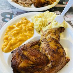 Bucky's Bar-B-Q - Roper Mountain Rd - Baked chicken with Mac and cheese and potato salad  Ig @yelpelitegvl