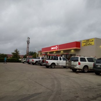 Circle K - a row of cars parked in a parking lot - Gas Stations Near Me - Bossier City, Louisiana