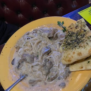 Junkyard Cafe - Beef stroganoff with crazy noodles (low carb noodles) - American Near Me - Simi Valley, California