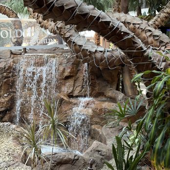 Golden Nugget Laughlin Hotel & Casino - Lobby - Hotels Near Me - Laughlin, Nevada