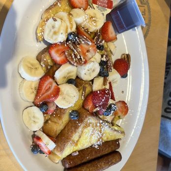 Good Morning Friends - French toast - Breakfast & Brunch Near Me - Toronto, Ontario Good Morning Friends - French toast - Breakfast & Brunch Near Me - Toronto, Ontario