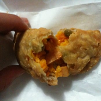Mama's Empanadas - Reggaeton empanada - Empanadas Near Me - Jackson Heights, New York