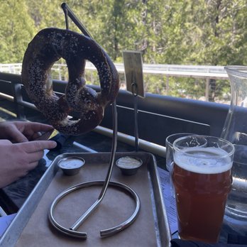 Idyllwild Brewpub - Delicious beer and pretzel - Brewpubs Near Me - Idyllwild, California