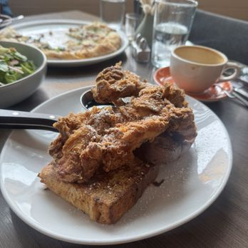Weights + Measures - BRIOCHE FRENCH TOAST FRIED CHICKEN - Bars Near Me - Houston, Texas