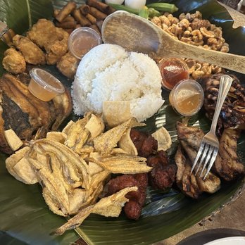 Isla Restaurant - Sampler Platter - Filipino Near Me - Newark, California