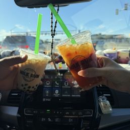 AZ Sunset Tea and Brown Sugar Fresh Milk