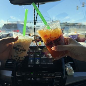 Milk Run - AZ Sunset Tea and Brown Sugar Fresh Milk - Coffee & Tea Near Me - Phoenix, Arizona