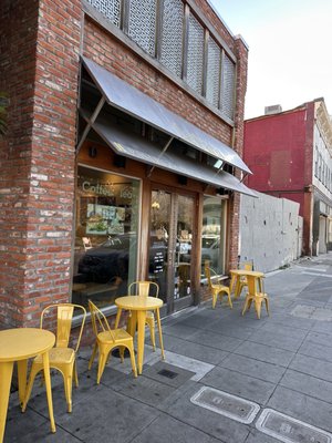 Le Paris Artisan & Gourmet Cafe by null