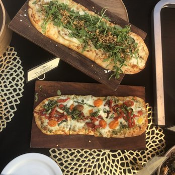 Common Theory - Flatbread - Gastropubs Near Me - San Diego, California Common Theory - Flatbread - Gastropubs Near Me - San Diego, California