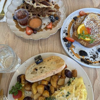 Taste & Glory - Dungeness Omelette, Chicken and Croffle, Thai Tea French Toast - Breakfast & Brunch Near Me - San Mateo, California Taste & Glory - Dungeness Omelette, Chicken and Croffle, Thai Tea French Toast - Breakfast & Brunch Near Me - San Mateo, California